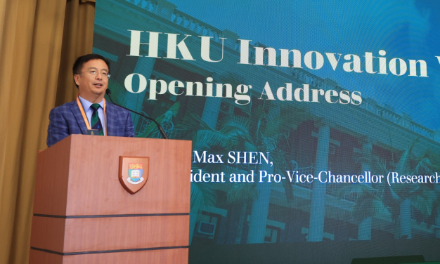 Professor Max Shen, Vice-President  (Research) of HKU delivered welcome remarks.